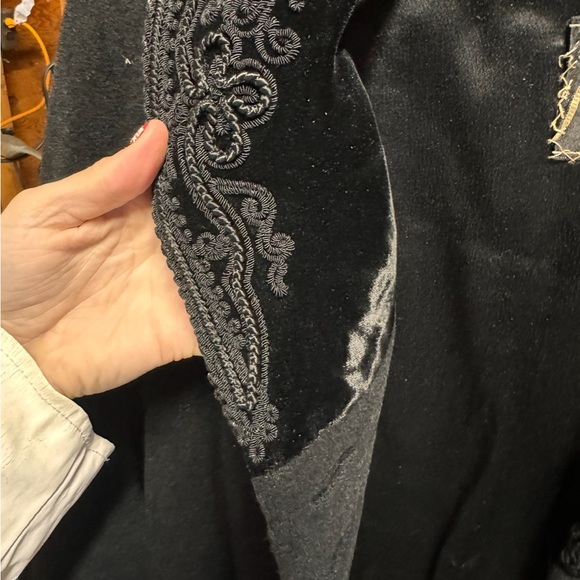 Rare Vintage Fisher Bros Black Wool Women's Coat with embroidered collar detail - Picture 2 of 8